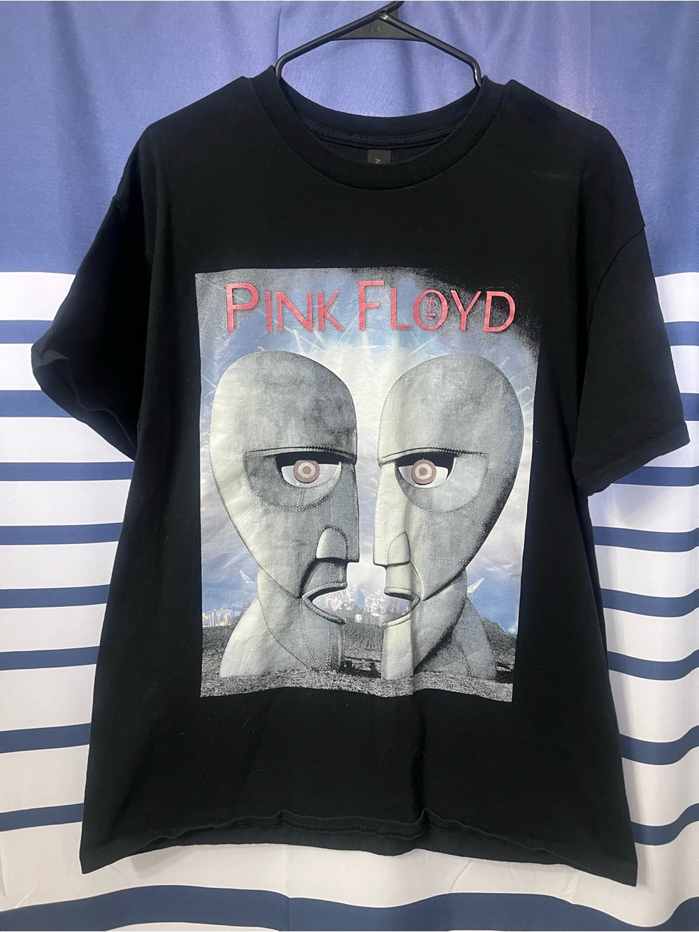 Gildan Black Pink Floyd The Division Bell Graphic T-Shirt